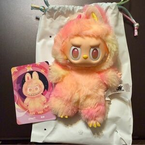 LOYALTY Big Into Energy Vinyl Plush Pendant Labubu